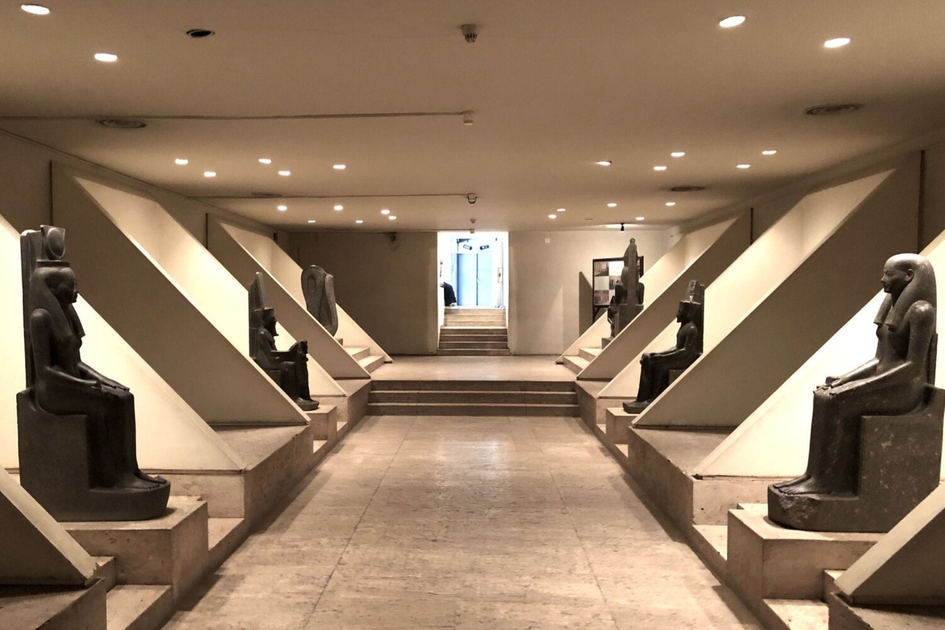 luxor museum