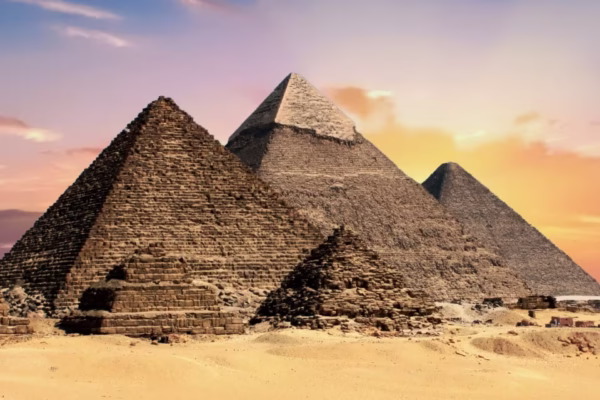 Pyramids at Sunrise Private Tour with Camel or Horse Ride