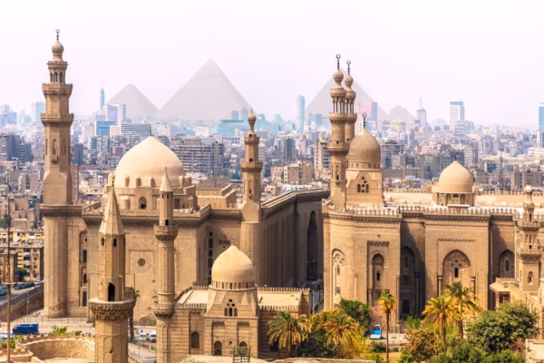 7-Day Cairo Travel Package: Pyramids, Alexandria & Fayoum Highlights