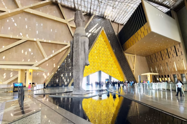 2-Day Egypt Pyramid Travel Package from Cairo: Fayoum Oasis & Museums