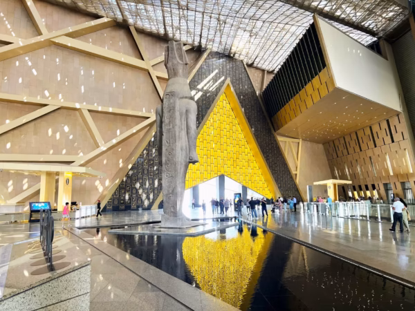 2-Day Egypt Pyramid Travel Package from Cairo: Fayoum Oasis & Museums