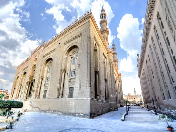 7-Day Egypt Package Tours from Cairo: Aswan, Luxor & Fayoum Highlights