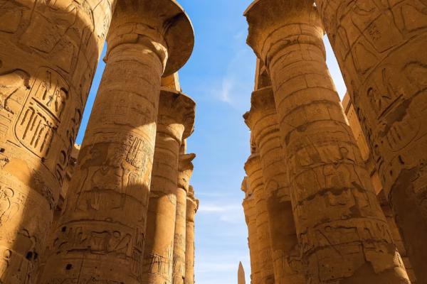 6-Day Trips Package to Egypt by Flight from Cairo: Pyramids, Aswan & Luxor